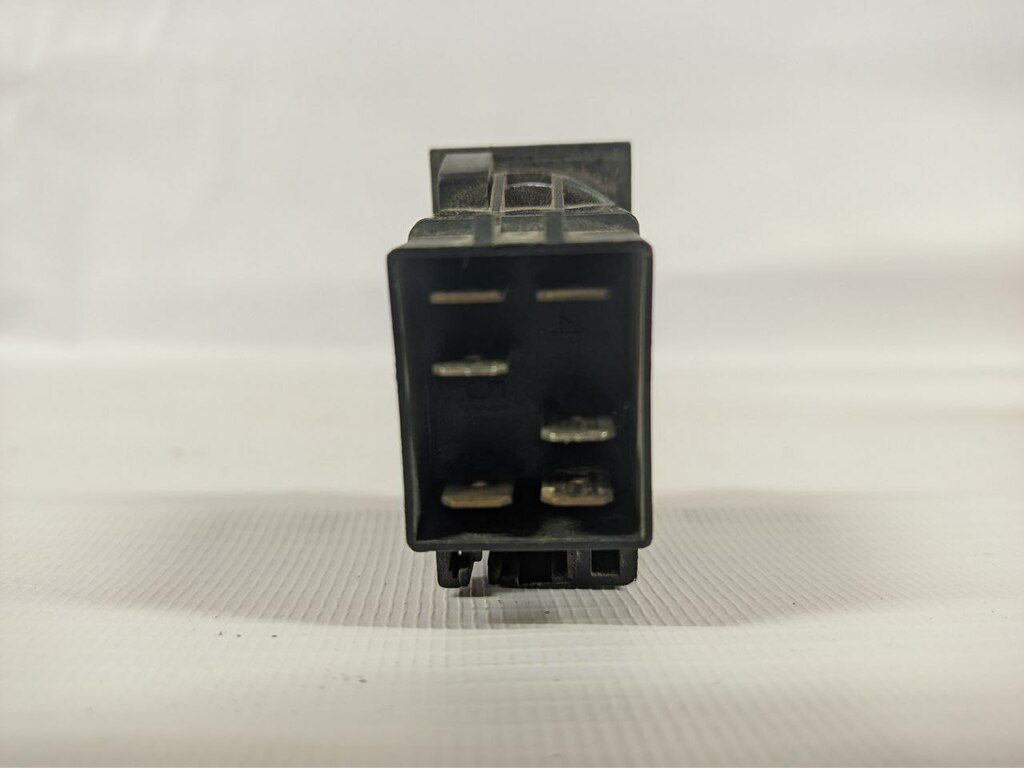 клавиша б/у - 2
